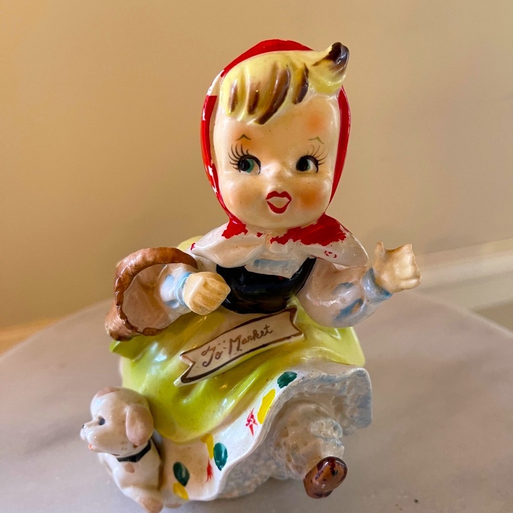 Vintage Little Red Riding Hood Figurine/Planter